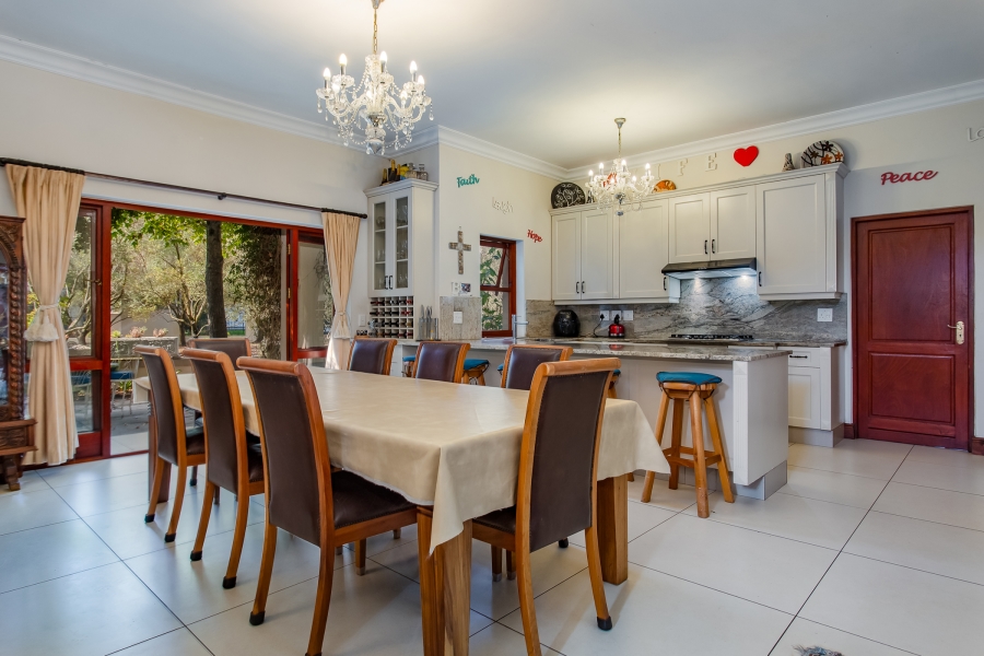 5 Bedroom Property for Sale in Val De Vie Estate Western Cape